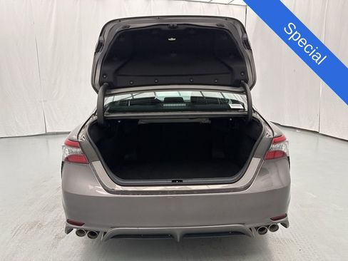Used 2024 Toyota Camry XSE FWD image 10