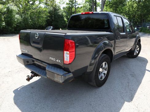 Used 2012 Nissan Frontier PRO-4X AWD/4WD image 6