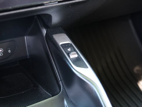 Used 2025 Kia Sorento S w/ Panoramic Sunroof Package FWD image 29