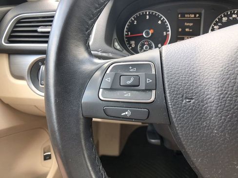 Used 2014 Volkswagen Passat TDI SE FWD image 19