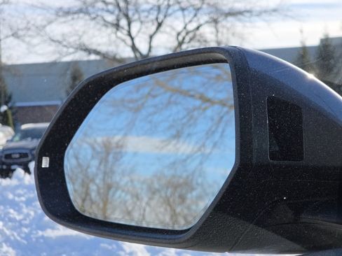 Used 2025 Audi Q8 Prestige image 16