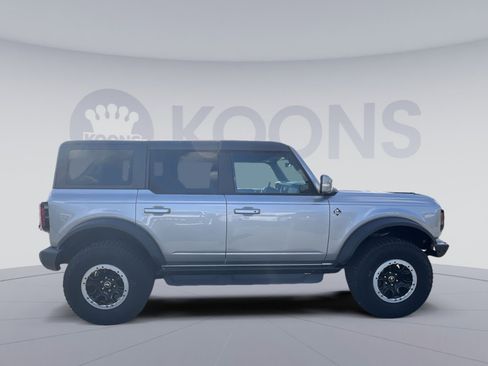 New 2024 Ford Bronco Outer Banks w/ Sasquatch Package image 8