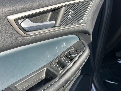 Used 2022 Ford Edge SEL w/ Sport Appearance Package AWD/4WD image 15