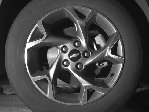 Used 2025 Chevrolet Trax LT w/ LT Convenience Package image 13