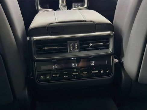 Used 2026 Lexus LX 600 F Sport w/ Accessory Package (2T) AWD/4WD image 27