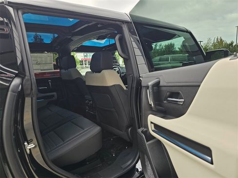 New 2026 GMC Hummer EV SUV image 14