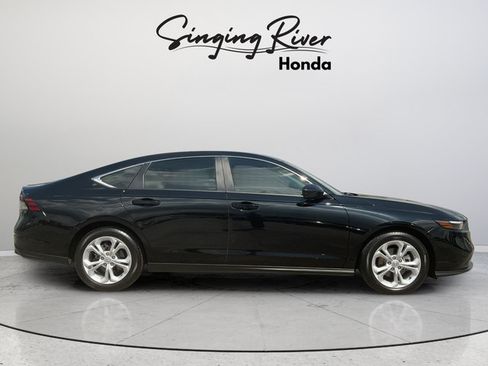 Used 2025 Honda Accord LX image 8