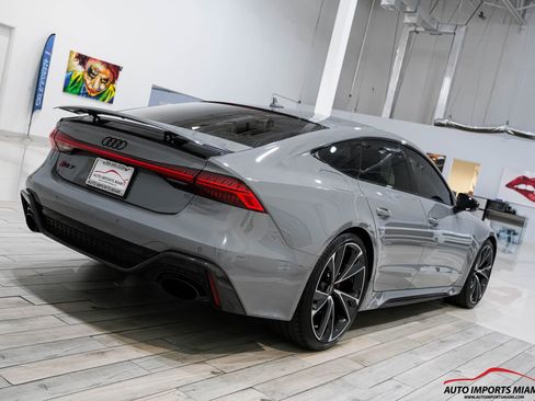 Used 2022 Audi RS 7 4.0T image 28