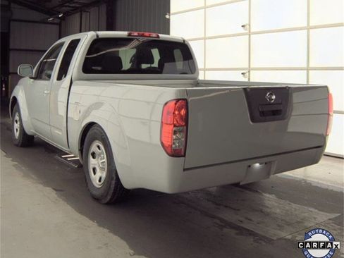 Used 2018 Nissan Frontier S image 4