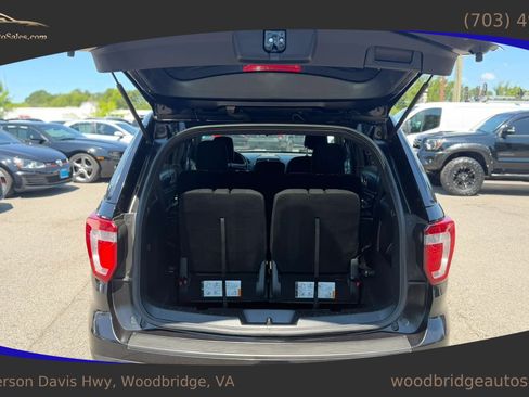 Used 2019 Ford Explorer XLT FWD image 17