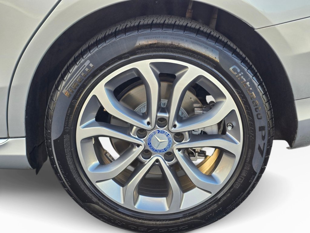 Used 2017 Mercedes-Benz C 300 4MATIC Sedan image 21