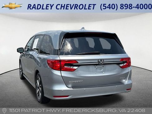 Used 2023 Honda Odyssey Touring image 17