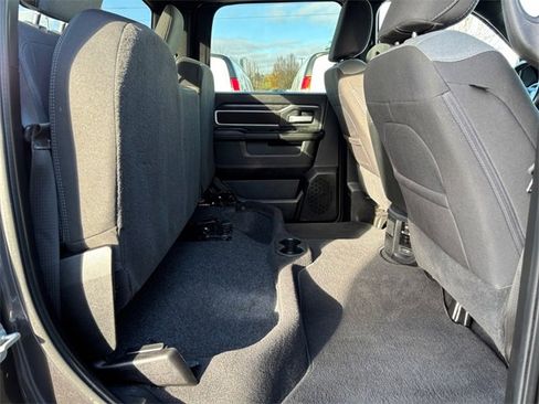 Used 2024 RAM 3500 Big Horn image 35