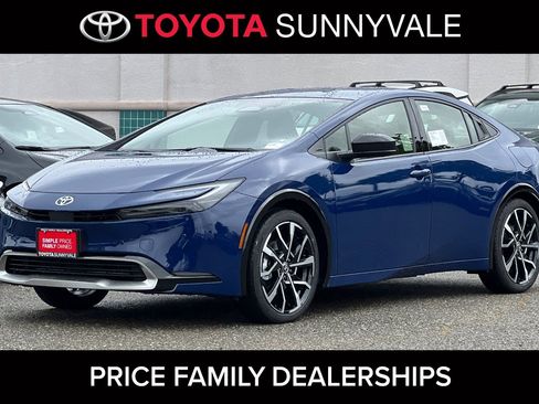New 2026 Toyota Prius Plug-In Hybrid FWD image 1