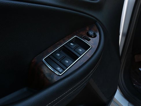 Used 2014 Chevrolet Impala LTZ image 22