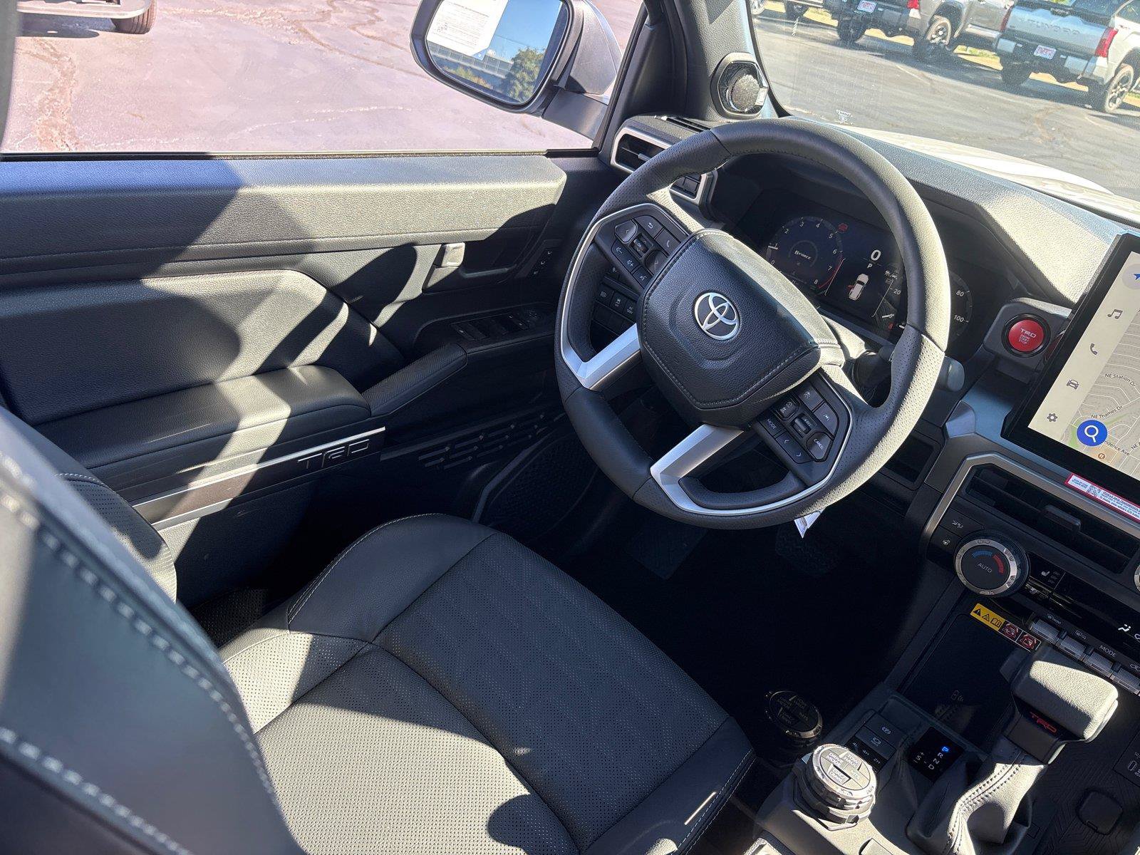 Used 2026 Toyota 4Runner TRD Off-Road Premium AWD/4WD image 16