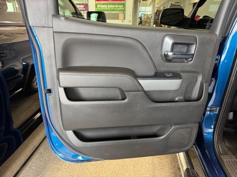Used 2017 Chevrolet Silverado 1500 LT w/ All Star Edition AWD/4WD image 10