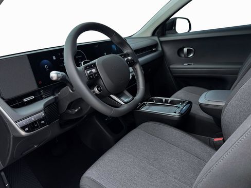 New 2026 Hyundai Ioniq 5 SE RWD image 14
