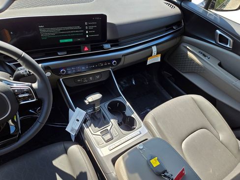 New 2026 Kia Carnival image 22