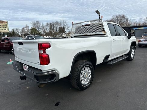 Used 2023 Chevrolet Silverado 2500 LT image 3