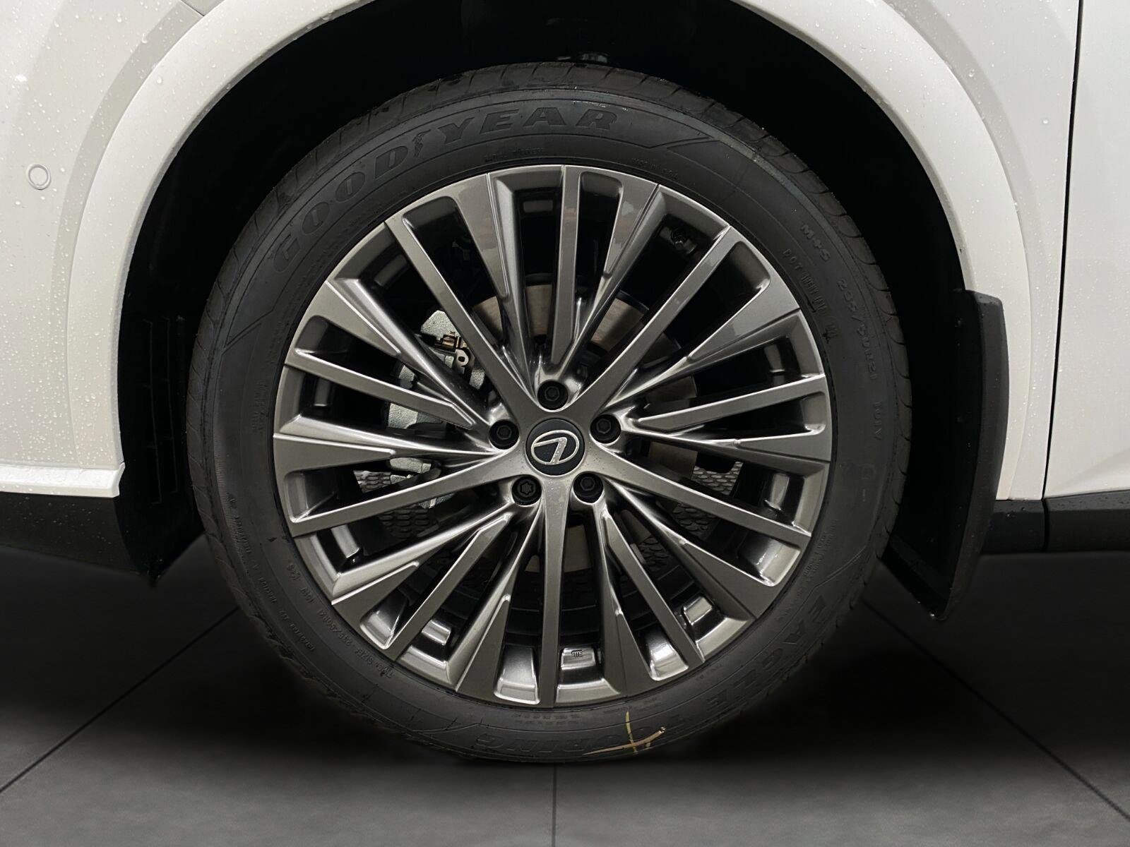 New 2026 Lexus RX 350 AWD w/ Convenience Package image 13