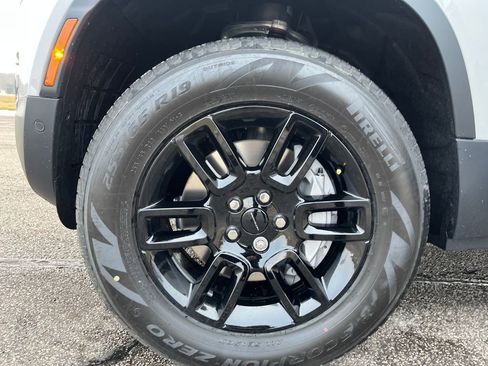 New 2026 Land Rover Defender 130 S image 21