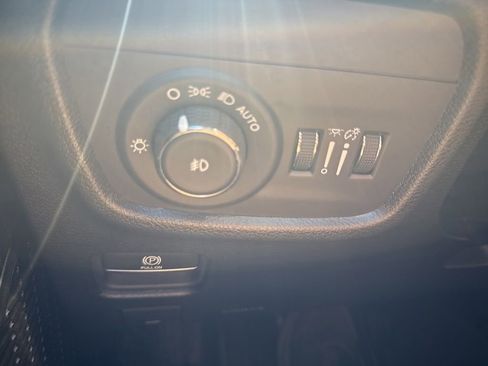 Used 2024 Jeep Grand Cherokee L Limited AWD/4WD image 26