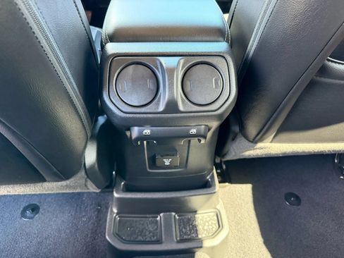 Used 2023 Jeep Wrangler Unlimited Sahara w/ Cold Weather Group AWD/4WD image 38