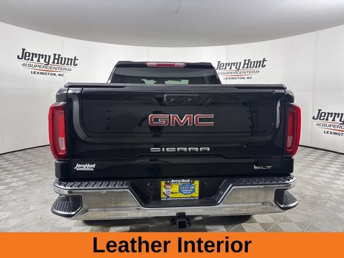 Used 2023 GMC Sierra 1500 SLT w/ SLT Convenience Package AWD/4WD image 7