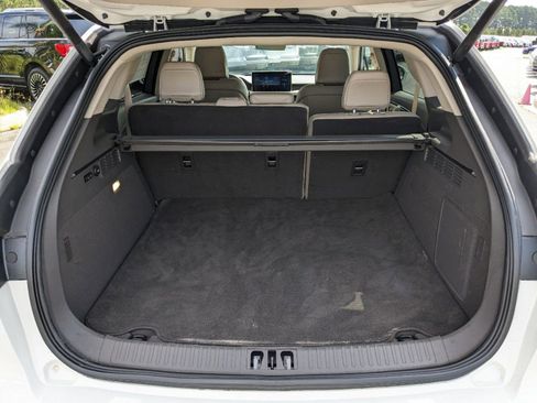 Certified 2023 Lincoln Nautilus Reserve w/ Equipment Group 202A image 14