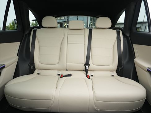 New 2026 Mercedes-Benz GLC 300 4MATIC image 31