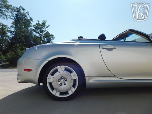 Used 2003 Lexus SC 430 Convertible RWD image 27
