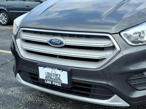 Used 2019 Ford Escape SE FWD image 34