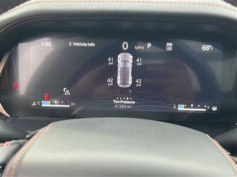 Used 2023 Jeep Grand Cherokee Summit AWD/4WD image 23