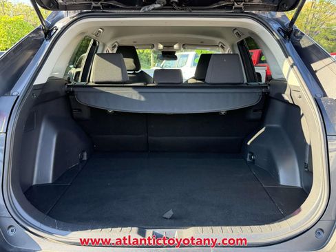 Used 2024 Toyota RAV4 XLE FWD image 10