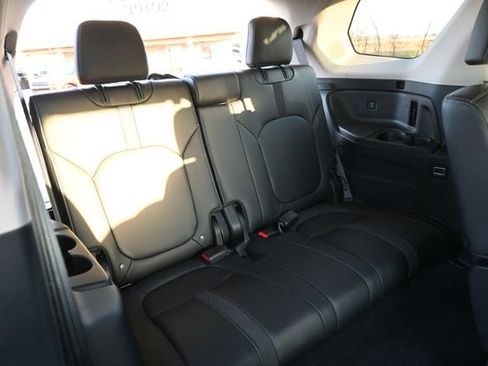 Used 2025 Honda Pilot Touring image 22