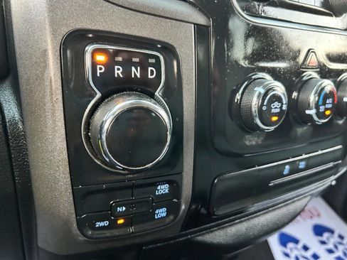 Used 2016 RAM 1500 ST w/ SXT Appearance Group image 19