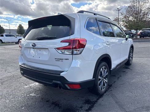 Used 2020 Subaru Forester Limited w/ Popular Package #3 image 11