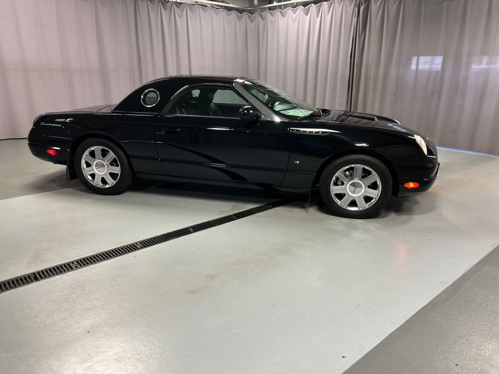Used 2004 Ford Thunderbird RWD image 8
