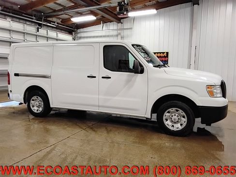 Used 2020 Nissan NV 1500 SV image 2