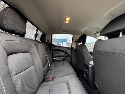 Used 2016 Chevrolet Colorado LT w/ LT Convenience Package image 16
