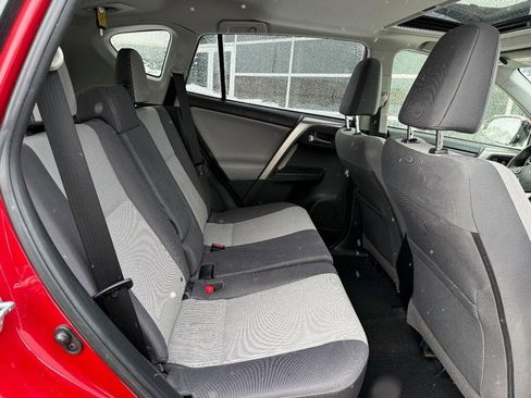 Used 2014 Toyota RAV4 XLE image 12