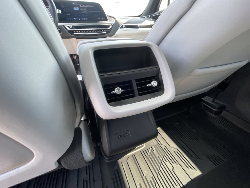 Certified 2024 Cadillac Lyriq Luxury RWD image 21