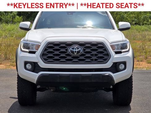 Used 2021 Toyota Tacoma TRD Off-Road w/ Technology Package AWD/4WD image 2