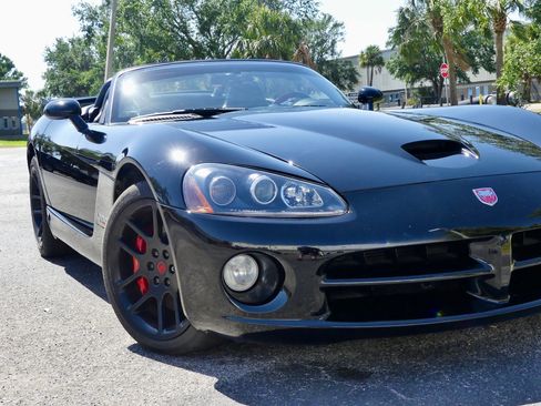 Used 2004 Dodge Viper SRT-10 image 91