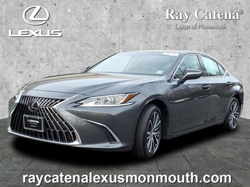 Certified 2025 Lexus ES 350 w/ Premium Package image 3