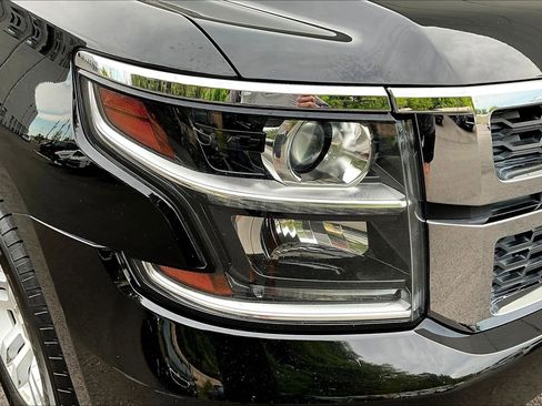 Used 2020 Chevrolet Tahoe LT AWD/4WD image 32