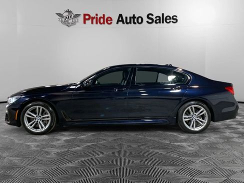 Used 2019 BMW 750i xDrive w/ M Sport Package AWD/4WD image 4