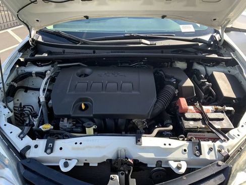 Used 2015 Toyota Corolla L FWD image 16