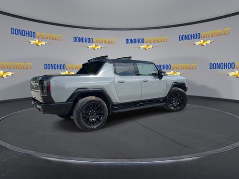 Used 2024 GMC Hummer EV 2X w/ LPO, Illumination Package AWD/4WD image 8